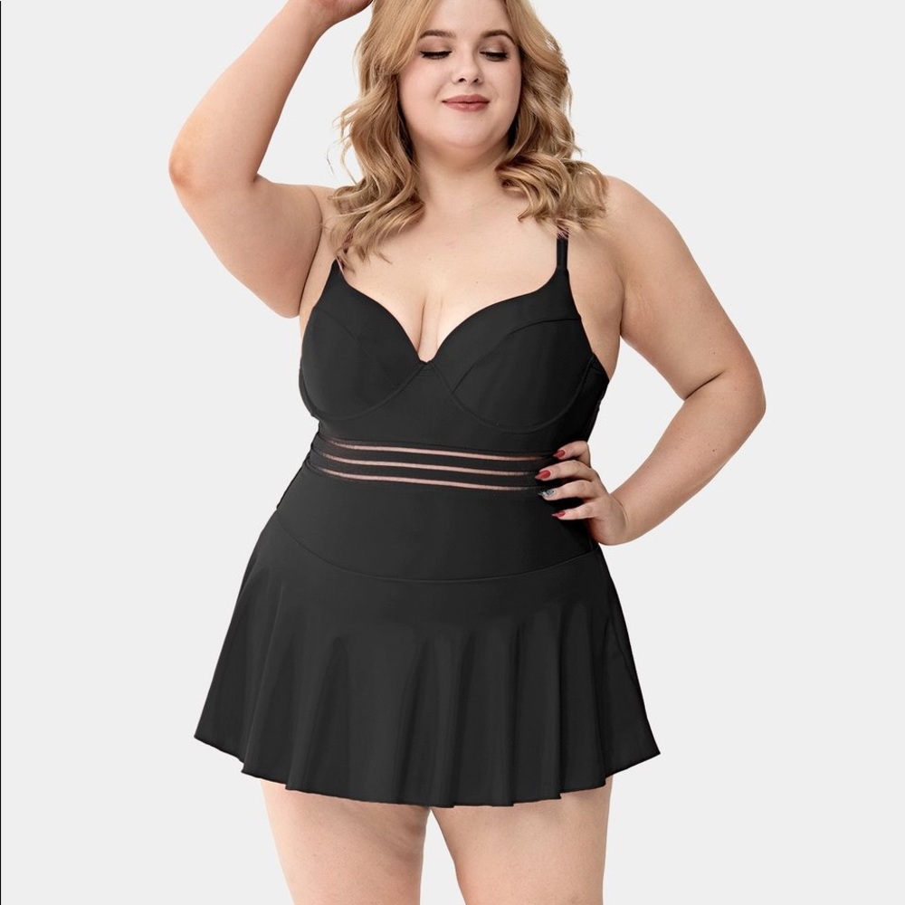 The Halara Swimsuit 3X Plus NWT Black